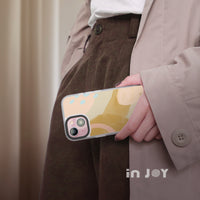 iPhone 17/15 手機殼∣奶茶色的慵懶 MagSafe 磁吸手機殼