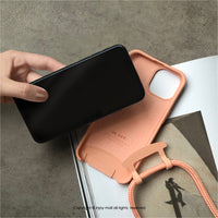 iPhone 13/13pro/12/11/SE3 街道郵差犬 二合一防摔背繩手機殼