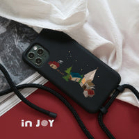 iPhone 17/16/15/14/13/12/SE3 聖誕夜小鎮 背繩背帶手機殼