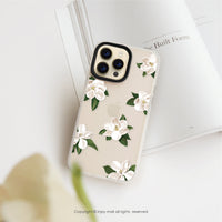 iPhone 17/15 手機殼∣柔白香氛花朵 MagSafe 磁吸手機殼