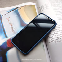 iPhone 17/15 手機殼∣漫步雨中 磨砂 MagSafe 磁吸防摔手機殼