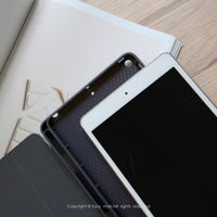 iPad case 12.9/Air5/iPad 9/mini7 奶油臘腸犬 附筆槽平板保護套