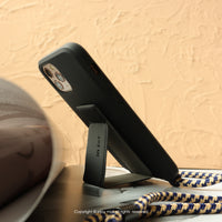 iPhone 11/11max/SE2/12/12mini 簡約Simplicity掛繩 經典黑 防摔手機殼